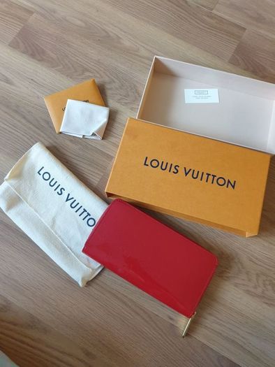 Louis Vuitton wallet