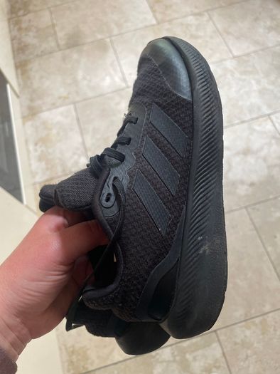 Boys adidas runners uk 13.5