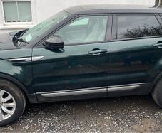 2017 Range Rover Evoque - Manual -Panormaic roof