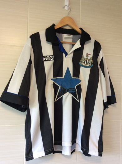 Newcastle United Jersey. Official Asics Mens Home Jersey From Season 1993-1995. True Vintage. From The Time. Not A Modern Day Remake.