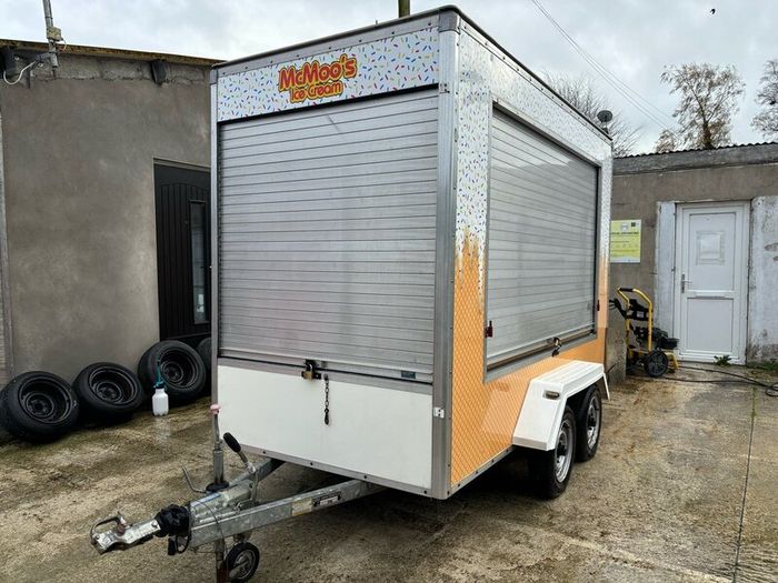 Catering Trailer 10x5ft Slush + IceCream Machines