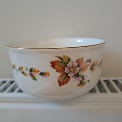 Royal Doulton Wilton pattern sugar bowl