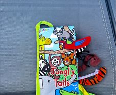 jollybaby soft book Brand New Jungle Tail