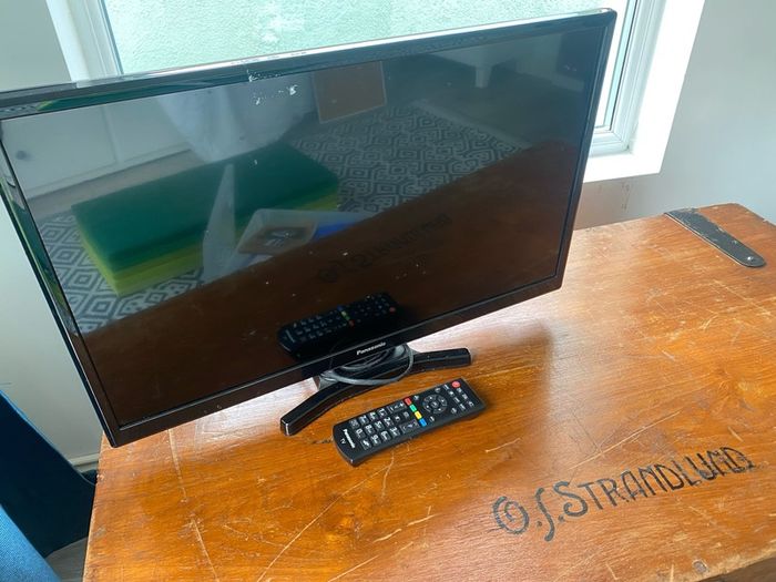 24 inch Panasonic TV