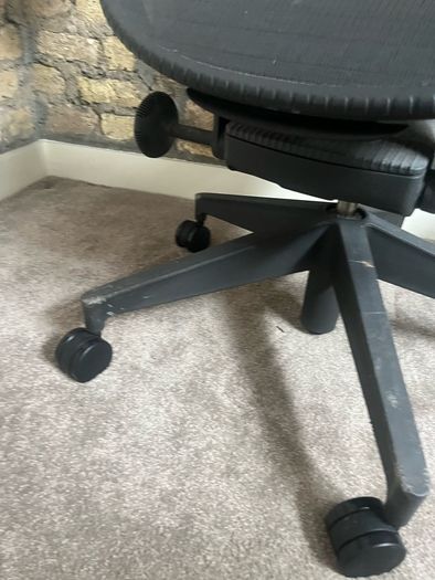 Herman Miller Ergonomic Desk (chair)