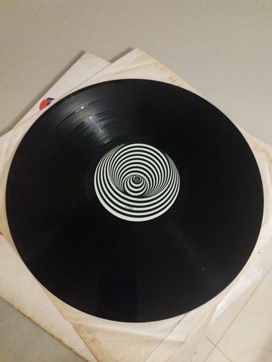Status Quo Piledriver lp UK 2nd issue vertigo