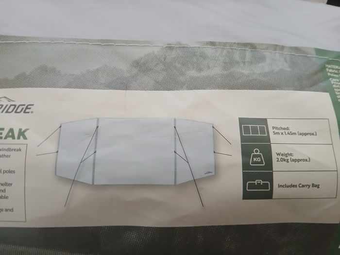 NEW Teepee 4 people tent 300cm x 300cm x 210cm Beach Umbrella Windbreaker 1,45cm x 5,00m 50e for the lot NEW