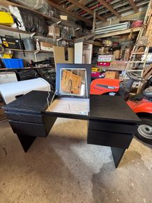 vanity table