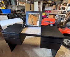 vanity table