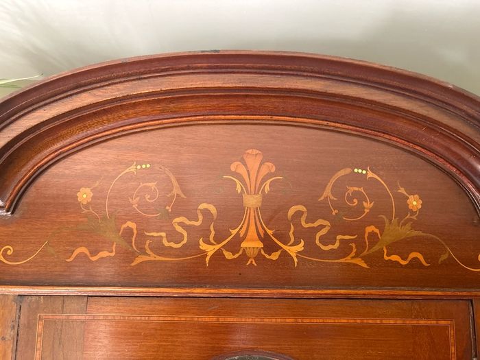 Edwardian wardrobe