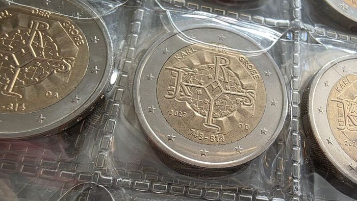 2 euro coin