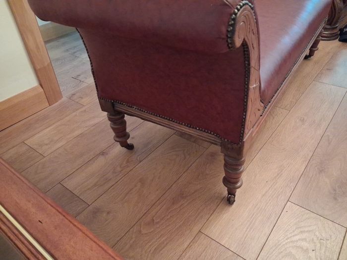 chaise longue