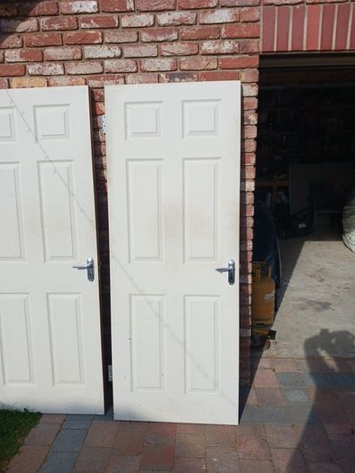 4 x Regency White Internal Doors (6'6" x 2'6")