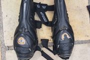 Wulf knee/shin guards