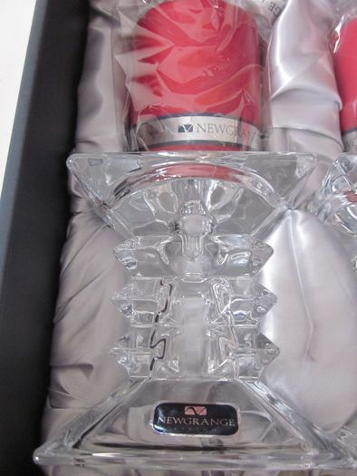 Newgrange Living Zorro Pillar Candleholders (11cm) +Red Candles New