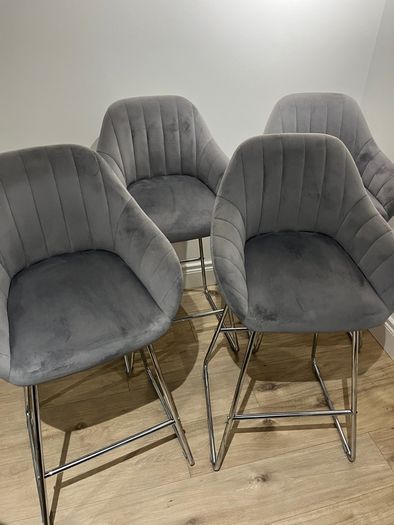 Island chairs