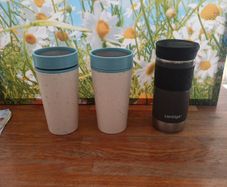 Portable coffee cups