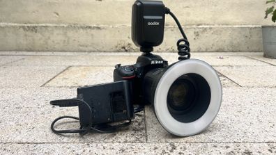 Nikon D750 + Nikkor 105mm 2.8 + Ringflash Bundle