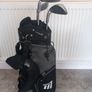 Kids golf clubs and bag Image 3