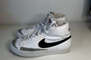 Nike blazer mid 77