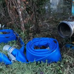 Flood pump and hose