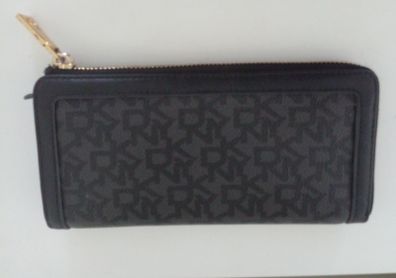DKNY Wallet