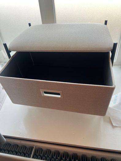 Storage box