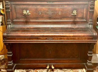Beautiful upright Piano