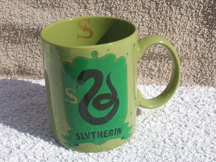 SLYTHERIN (Harry Potter) - a 'Wizarding World' mug