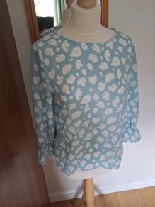 French Connection Top size M