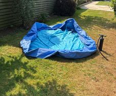paddling pool