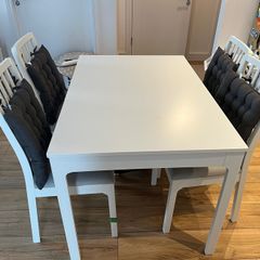 IKEA ekedalen extendable Dining table and four chairs
