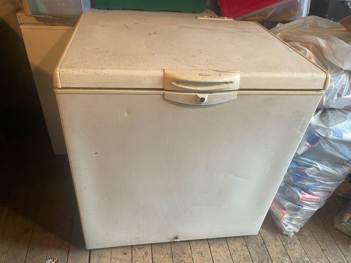 Large Whirlpool Chest Freezer - Working Perfectly