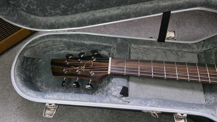 JKM 485 Sitka Spruce and Red Gum Acoustic Guitar Oil Finish