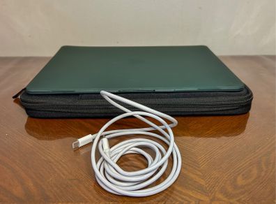 MacBook Air M1 (2020)