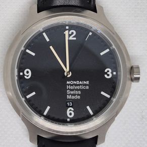 Mondaine Helvetica No.1 Bold 43mm Boxed Swiss Made & New Battery