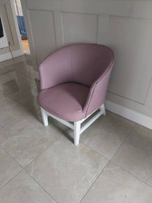 bucket chair