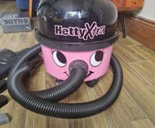 Hettt Xtra Vaccum cleaner