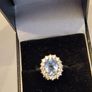 9ct gold ring Image 2
