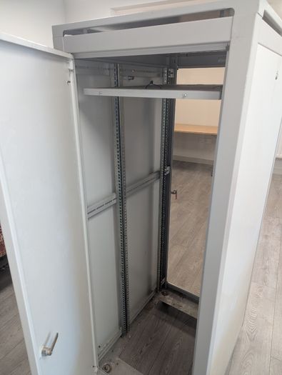 Server rack Cabinet 32U