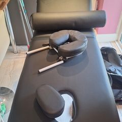 Massage Table High Spec DELIVERED