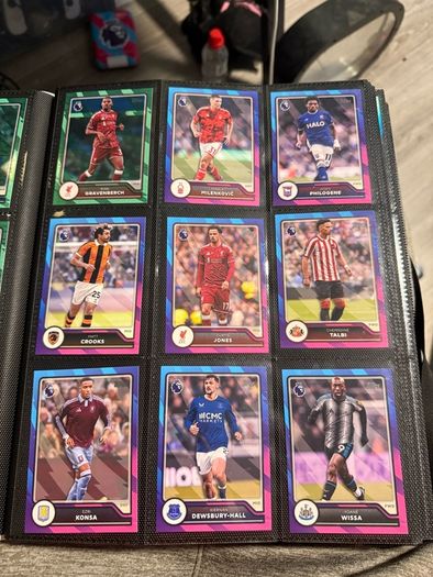 football cards + binders (offers Welcome )