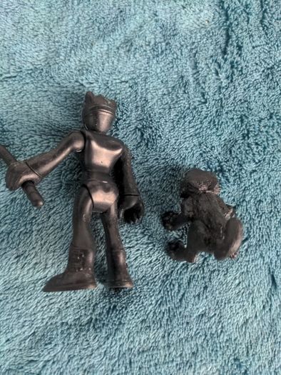 Toy figures/Imaginatex?