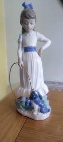 LLADRO NAO 9" tall Girl w/Hoop Dog Figurine "My Dog Does Tricks"
