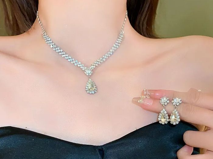 Necklace set