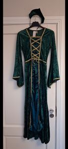 medieval girls dress