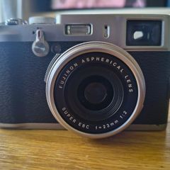 Fujifilm X100 MK1 12.3 megapixel