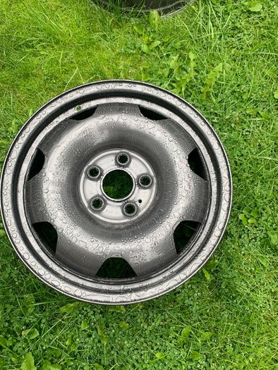 VW Transporter Caravelle 17" Wheels
