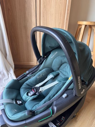 Maxi Cosi Coral car seat