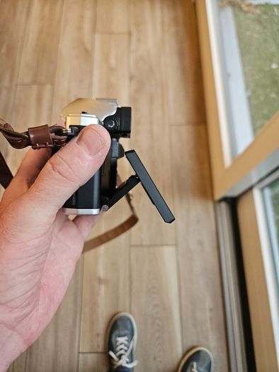 Olympus E-M10 II camera